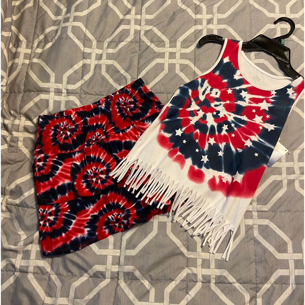 Girls Size 7-8 tank and skirt.